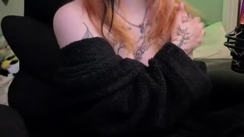Inarafoxx online show from 11, 7, 2026