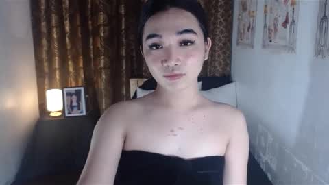 indestructabletrixie online show from 6, 1, 2025