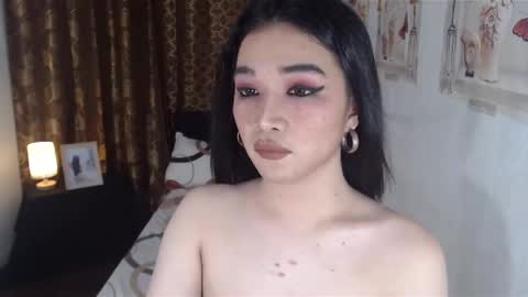 indestructabletrixie online show from 11, 3, 2025