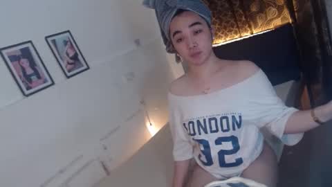 indestructabletrixie online show from 6, 2, 2026