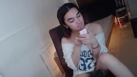 indestructabletrixie online show from 4, 3, 2026