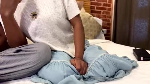 new indian couple online show from 4, 3, 2025