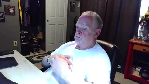 Papa online show from 19, 4, 2026