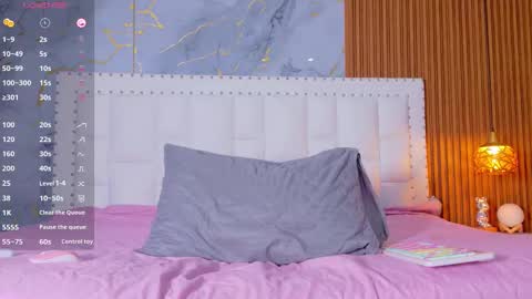 LITTLE AINHOA  online show from 19, 9, 2025