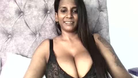 priya online show from 6, 11, 2025