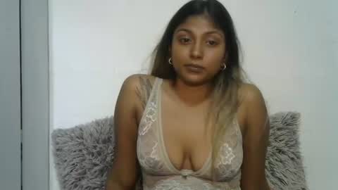 indianqtpie6 online show from 19, 5, 2026