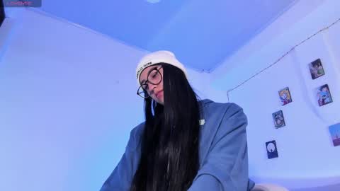 Luna  online show from 25, 1, 2025