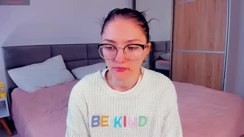 Kira online show from 12, 9, 2025