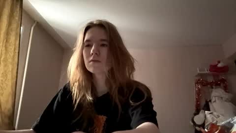 Snapshot of inespacheco chatting on 3, 3, 2026 Sofia online show from 3, 3, 2026