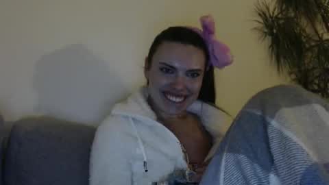 Sweet girl online show from 20, 2, 2025