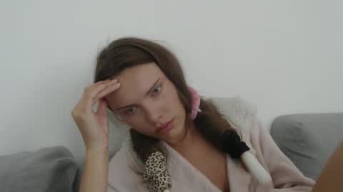 Sweet girl online show from 29, 9, 2025