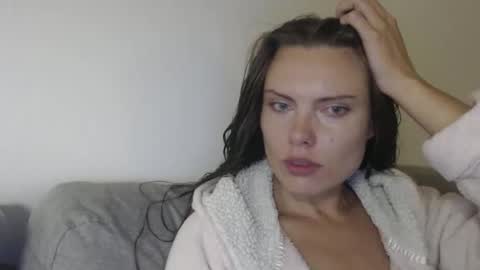 Sweet girl online show from 5, 10, 2025