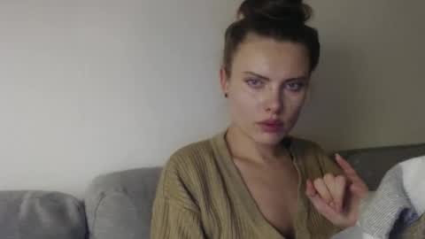 Sweet girl online show from 12, 11, 2025