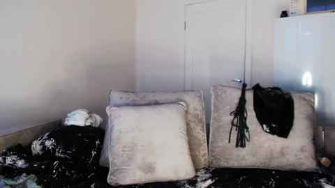 Snapshot of infinity_of_love chatting on 22, 2, 2025 Jeremy online show from 22, 2, 2025