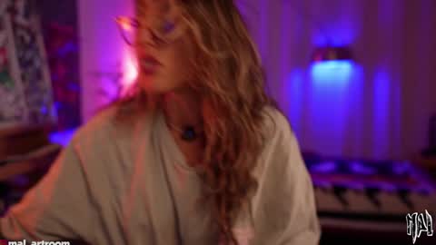 MAL ---  online show from 15, 9, 2025