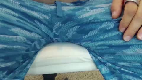 Hanging Out online show from 4, 12, 2025