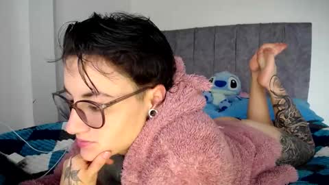 lyan onlyfans n linda online show from 5, 2, 2026