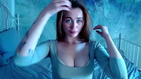 Lina online show from 15, 10, 2025