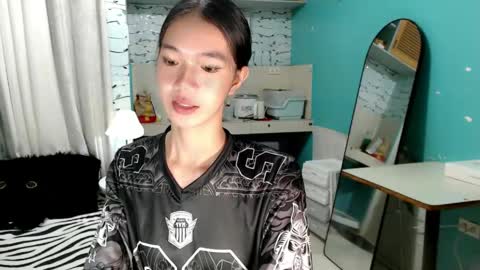 Snapshot of innocent_reign69 chatting on 27, 5, 2026 Reign online show from 27, 5, 2026