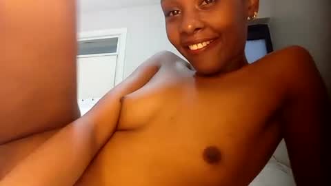 Snapshot of innocentcuteface chatting on 2, 12, 2024 Amber online show from 2, 12, 2024