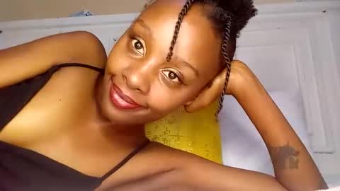 Snapshot of innocentcuteface chatting on 27, 11, 2025 Amber online show from 27, 11, 2025