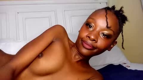 Snapshot of innocentcuteface chatting on 22, 12, 2025 Amber online show from 22, 12, 2025