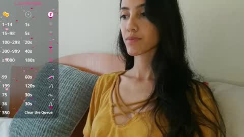 Snapshot of innocentlatiina chatting on 8, 12, 2024 Laroa online show from 8, 12, 2024