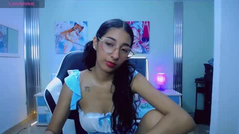 Snapshot of inocent_luna chatting on 18, 5, 2026 Luna moon online show from 18, 5, 2026