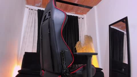 Brayan Chavez online show from 28, 4, 2026