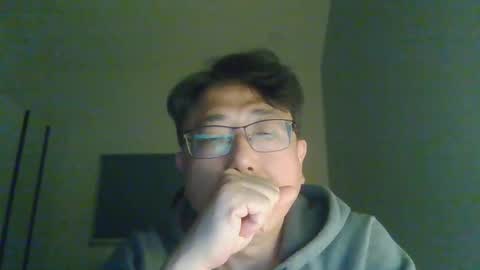 insuclee197641 online show from 25, 4, 2026