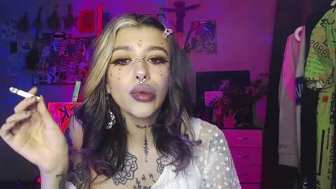 Snapshot of insunnity666 chatting on 18, 12, 2024 Insunnity666 online show from 18, 12, 2024