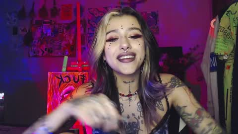 Snapshot of insunnity666 chatting on 25, 12, 2024 Insunnity666 online show from 25, 12, 2024