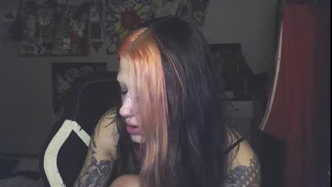 Snapshot of insunnity666 chatting on 10, 10, 2025 Insunnity666 online show from 10, 10, 2025