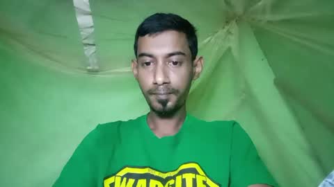 interne8famous online show from 25, 2, 2026