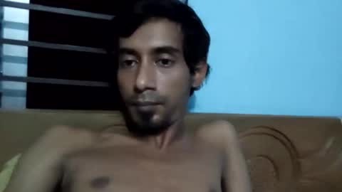 interne8famous online show from 4, 6, 2026