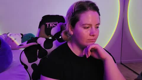 Faye online show from 15, 12, 2024