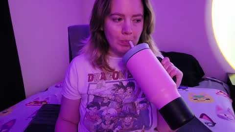 Faye online show from 25, 11, 2025