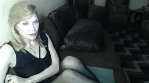 irenalegs online show from 20, 4, 2026