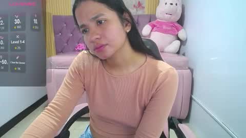 Snapshot of irina_evans_s1 chatting on 8, 9, 2025 Irina online show from 8, 9, 2025