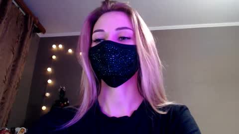 Lily online show from 19, 12, 2025
