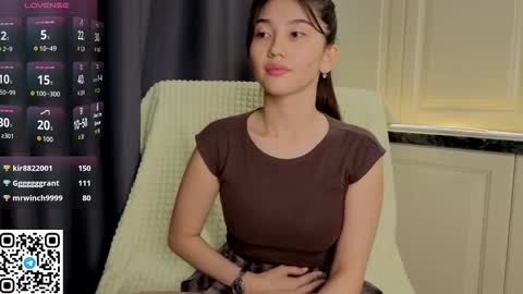 Snapshot of iris_on_cam chatting on 24, 9, 2025 iris on cam online show from 24, 9, 2025