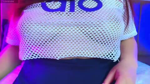 iris_roses online show from 8, 5, 2026