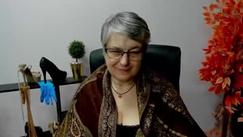 I R I S online show from 13, 2, 2025