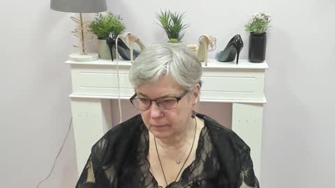 I R I S online show from 4, 2, 2026