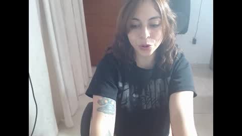 irisarellano_ online show from 9, 4, 2026
