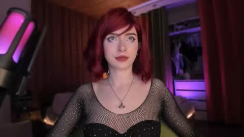 Snapshot of irisice chatting on 7, 11, 2025 Miss Iris Fansly Miss Iris new inst. online show from 7, 11, 2025