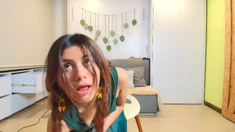 Iris Rosse online show from 27, 11, 2025