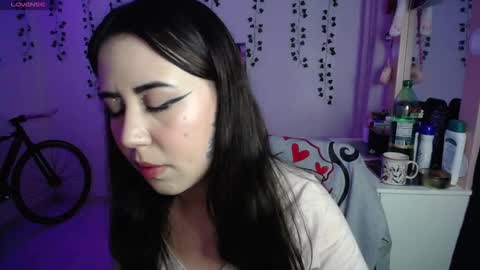 Snapshot of iriss_sky chatting on 18, 12, 2025 Iris online show from 18, 12, 2025