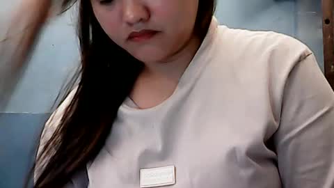 irisshinn online show from 12, 7, 2026