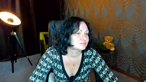 Iris online show from 11, 6, 2026